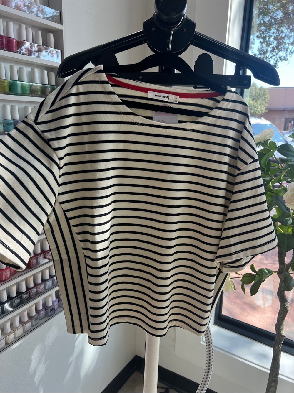 Mod Ref Cassandra Top